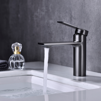 Смеситель для раковины LUSSO Urban Black