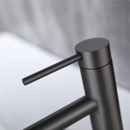 Смеситель для раковины LUSSO Classic M-size Black