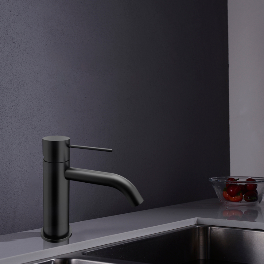 Смеситель для раковины Minotti M-size Style Pro gun metal