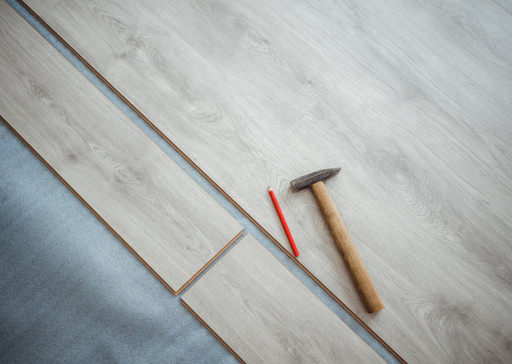 the-repair-process-in-the-apartment-laminate-flooring_86824-389.P7YaL.jpg (48 KB)